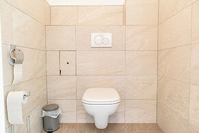 Elegant 2BR 1LR Modern Apt Donaustadt