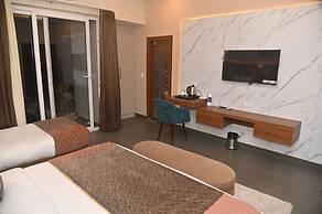 AARUSH HOTEL & RESORT