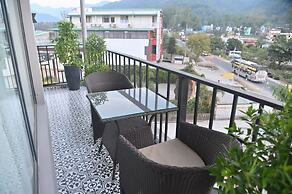 AARUSH HOTEL & RESORT