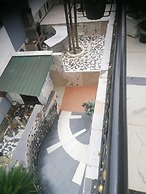 Maison Blanche Biteng