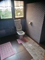 Maison Blanche Biteng