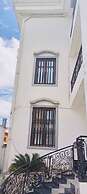 Maison Blanche Biteng