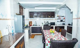 Maison Blanche Biteng