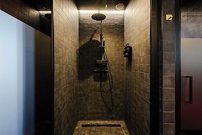 Supper boutique suites