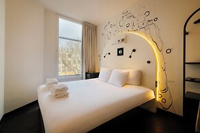 Supper boutique suites