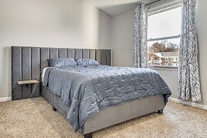 2 Mi to Castleton Square Mall! Quaint Condo