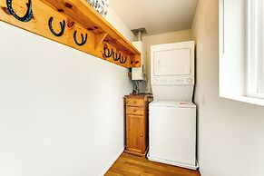 Willamette Valley Home on Working Horse Farm!