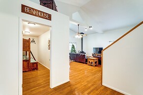 Willamette Valley Home on Working Horse Farm!