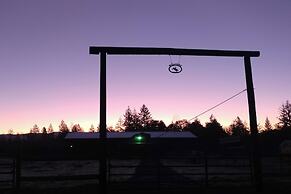 Willamette Valley Home on Working Horse Farm!