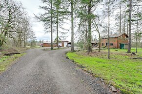 Willamette Valley Home on Working Horse Farm!