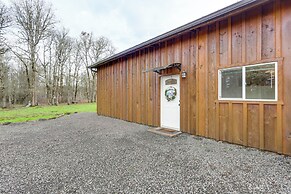 Willamette Valley Home on Working Horse Farm!