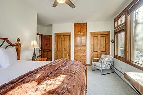 Ski-in/ski-out! Large Arrowhead Condo w/ Balcony