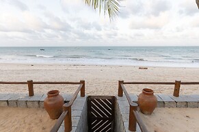 Casa Mar: Beachfront & Sea View by Carpediem