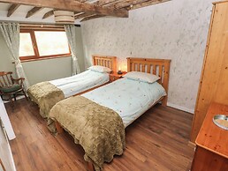 2 Strand Cottages