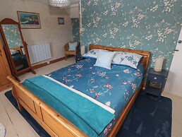 2 Strand Cottages