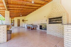 Casa com Piscina e Churrasqueira No Campeche