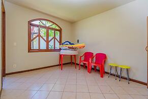 Casa com Piscina e Churrasqueira No Campeche