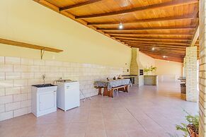 Casa com Piscina e Churrasqueira No Campeche