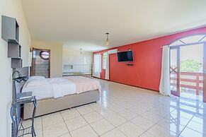 Casa com Piscina e Churrasqueira No Campeche