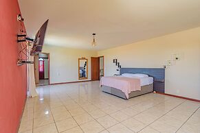 Casa com Piscina e Churrasqueira No Campeche