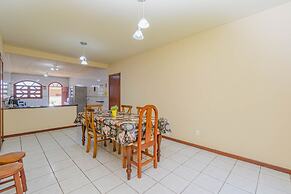 Casa com Piscina e Churrasqueira No Campeche