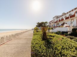 Stay Steps From the Atlantic Sands