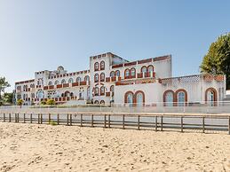 Stay Steps From the Atlantic Sands
