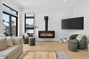 203 Verbier Building 11