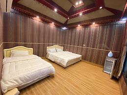 Sun Horizon Chalet