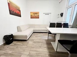 Comfortable 3BR Apartment in Vienna