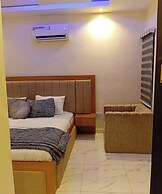 Less2more Luxury Suites - Comfort in Style