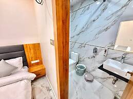 Hotel Betwa Sarowar