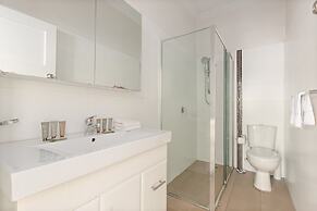 Bright 2-bed Apartment in Coogee