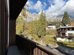 Dimora Sopiazes Alpine Charm 300 m From the Slopes
