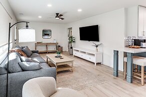 Near NAU & Dtwn! Kid-friendly Flagstaff Retreat