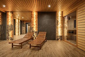 Landscape Cyrhla with SPA by BQQK