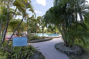 Glitter Bay Estate 214 1 Bedroom Apts