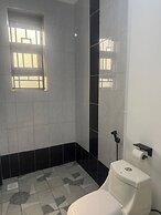 Deluxe Nairobi, Kenya