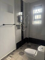 Deluxe Nairobi, Kenya