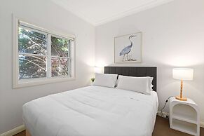 Bright 3-bed Apartment Near Coogee Beach