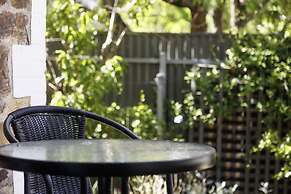 Heritage Bluestone Home Near Scotch College