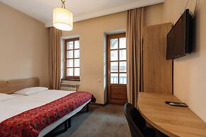 Tekla Palace Block B by Urban Hotels