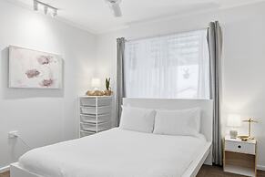 3-bed Coastal Retreat in Central Margate