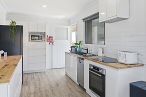 3-bed Coastal Retreat in Central Margate