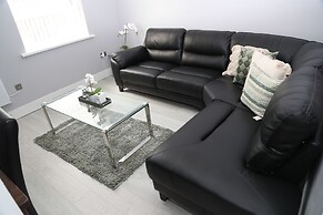 Modern Comfortable Apartment Home Away From Home