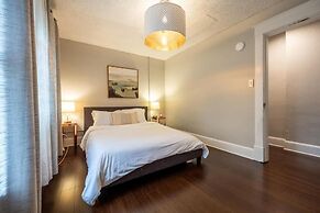Historic Pet-Friendly Home in Downtown
