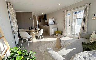 Inviting Hollum Chalet Near Golf Course