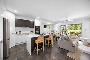 Bright 3-bed Home With Private Courtyard