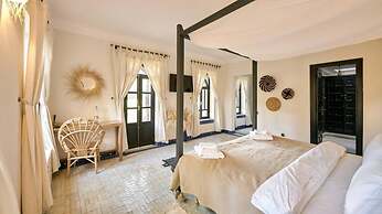 Bab Akoul Palmeraie - Maison d'hôtes & Spa