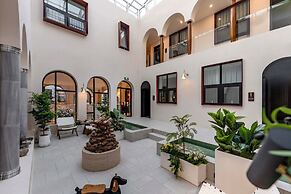 AND.U Designer Homestay